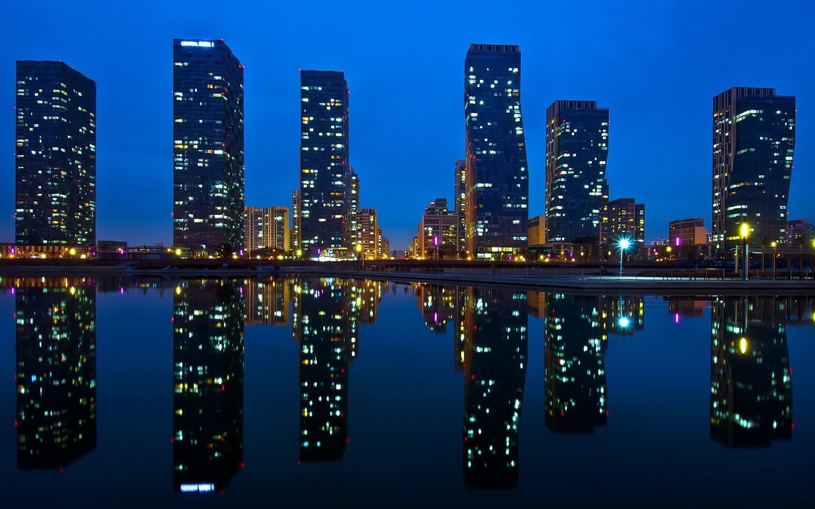 中超裁判团队接受国际足联专业培训，中超足球裁判